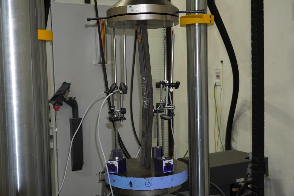Stub column tests on corroded samples